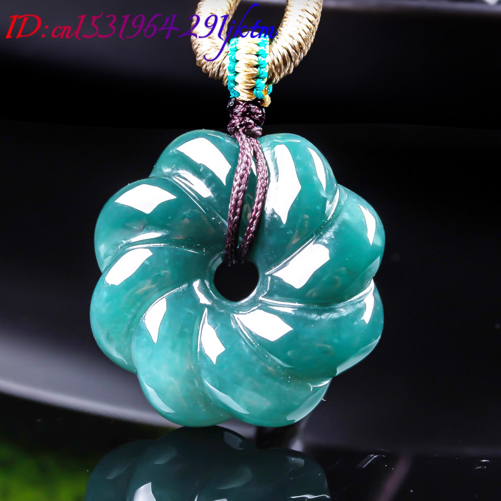 Collier avec pendentif en jade - Women'S Fashion Trends avis et prix