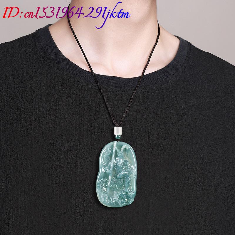 Collier pendentif Roi Singe en - Women Fashion Necklace avis et prix